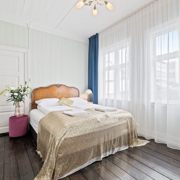 HISTORIC VILLA IN DOWNTOWN REYKJAVIK