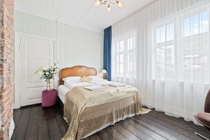 HISTORIC VILLA IN DOWNTOWN REYKJAVIK